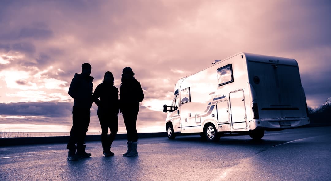 Mobile Expense Management for Field Teams