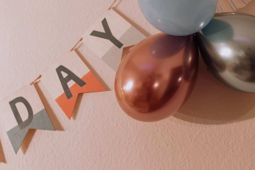 Illustration for the article “R&D Tax Credits for Software Startups”