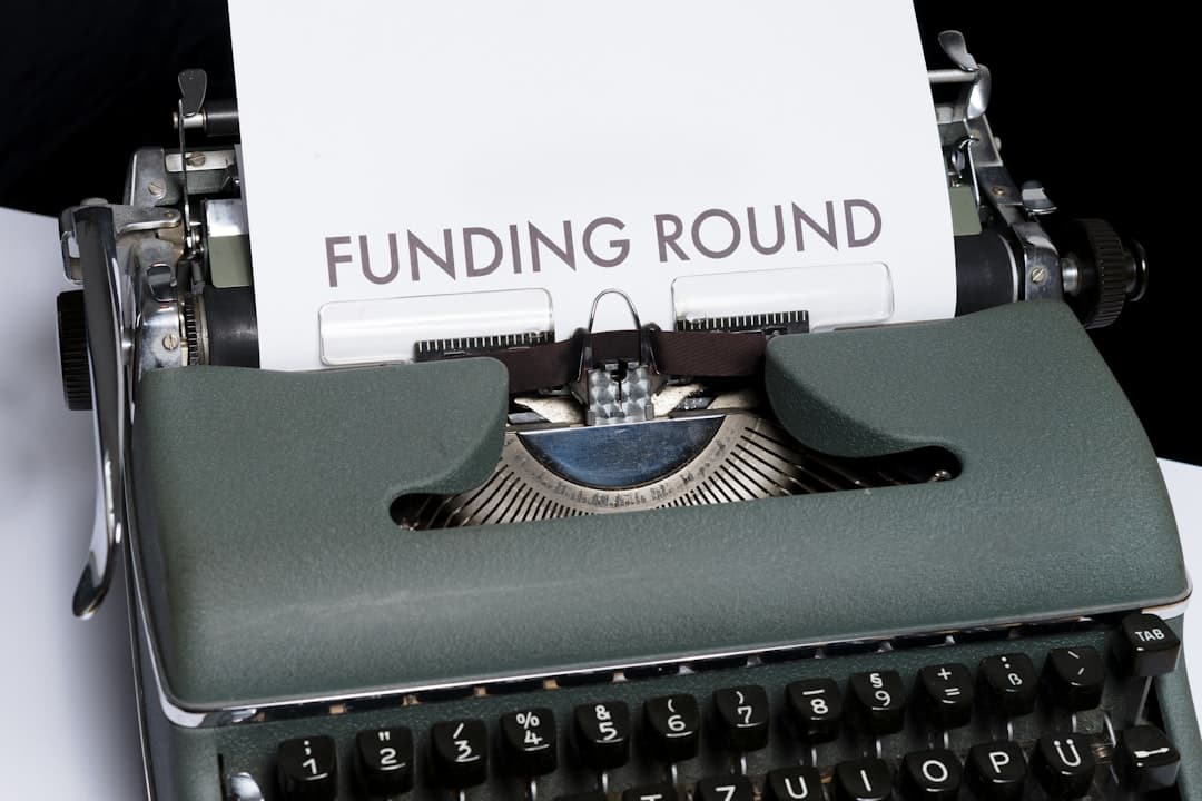 Illustration for the article “Bootstrapping vs. VC Funding: Financial Implications”